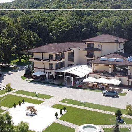 Curtea Domneasca Hotell Vaslui Exteriör bild